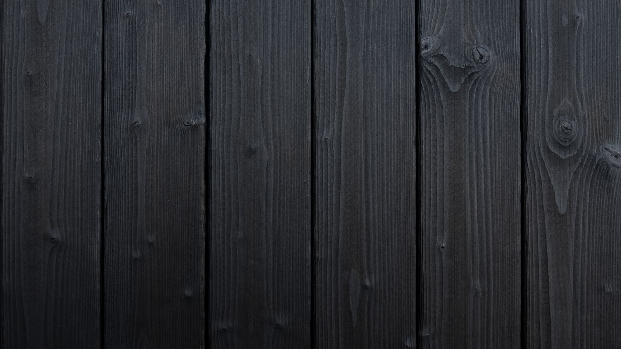 charred spruce medeksa black