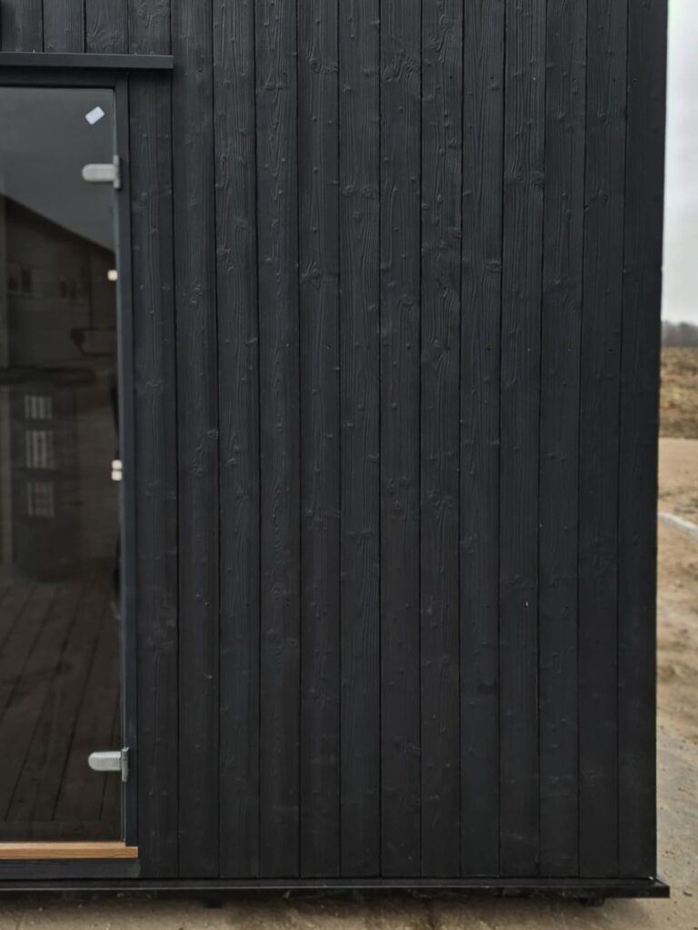 charred spruce cladding medeksa black
