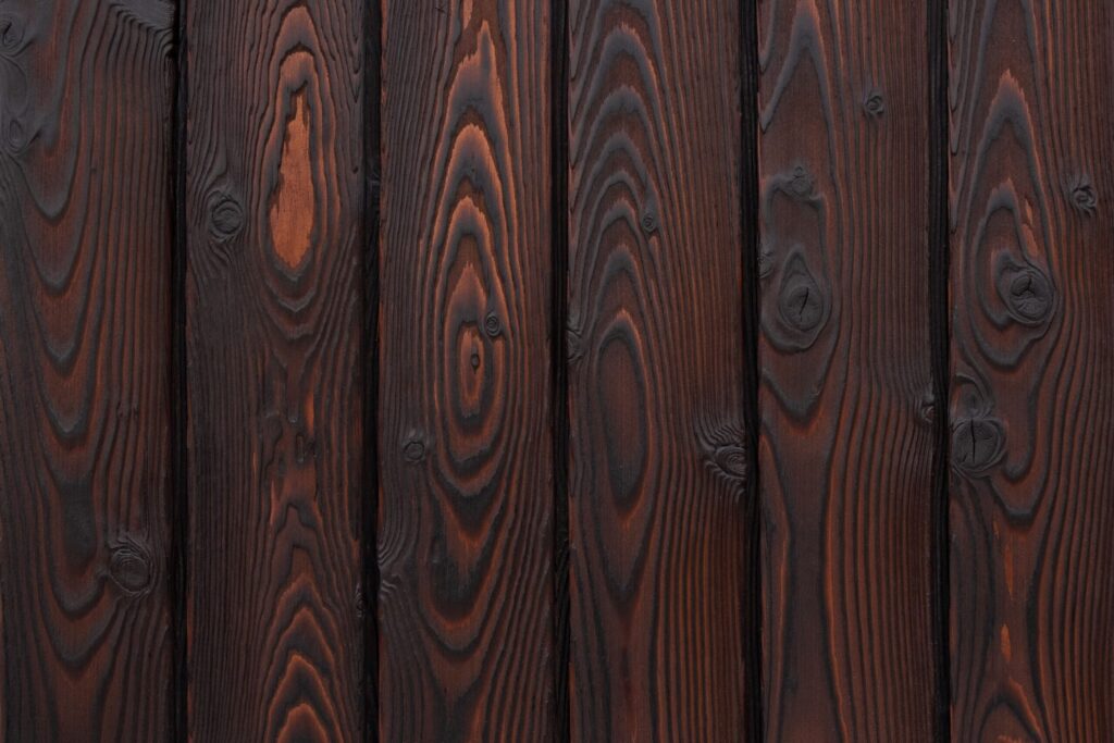 charred larch medeksa rust